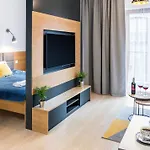 Rakowicka 20h Apartments by LET\'S KRAKOW